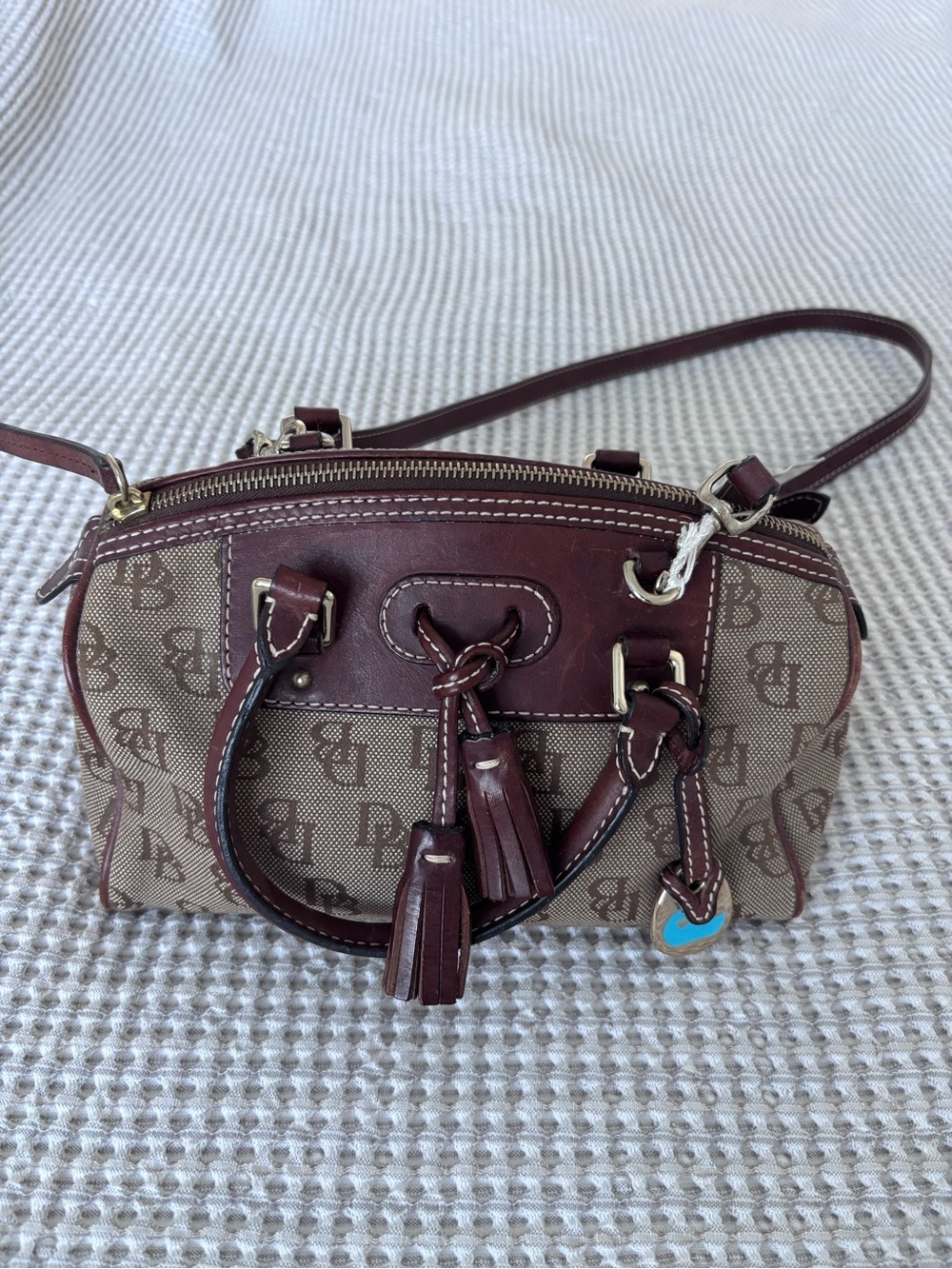 Dooney and Bourne cross body purse